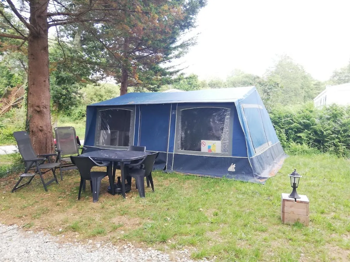 Hebergements Les Pieds Dans L'Eau Holiday park